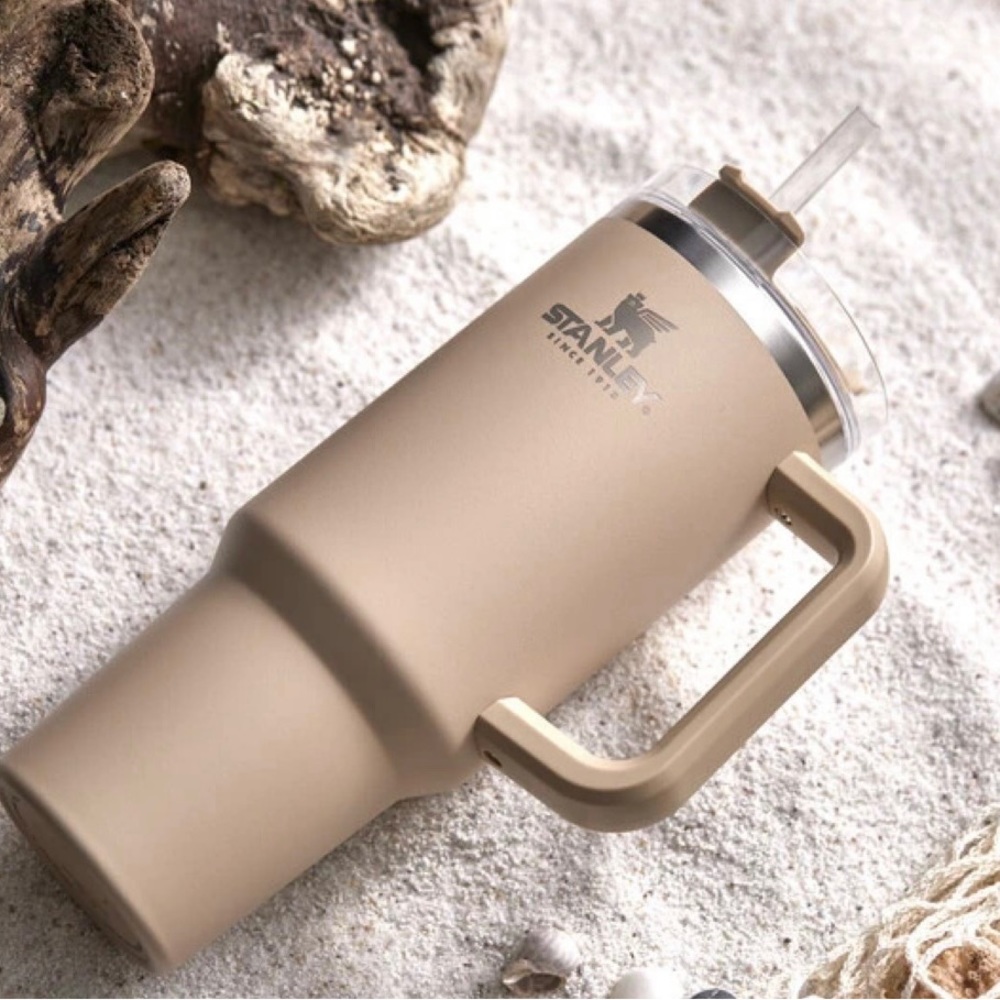 Stanley Adventure Quencher 40oz Travel Tumbler